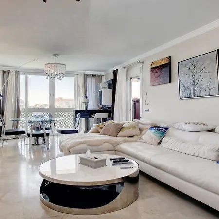 Apartamento Luxurious Penthouse Puerto Banus